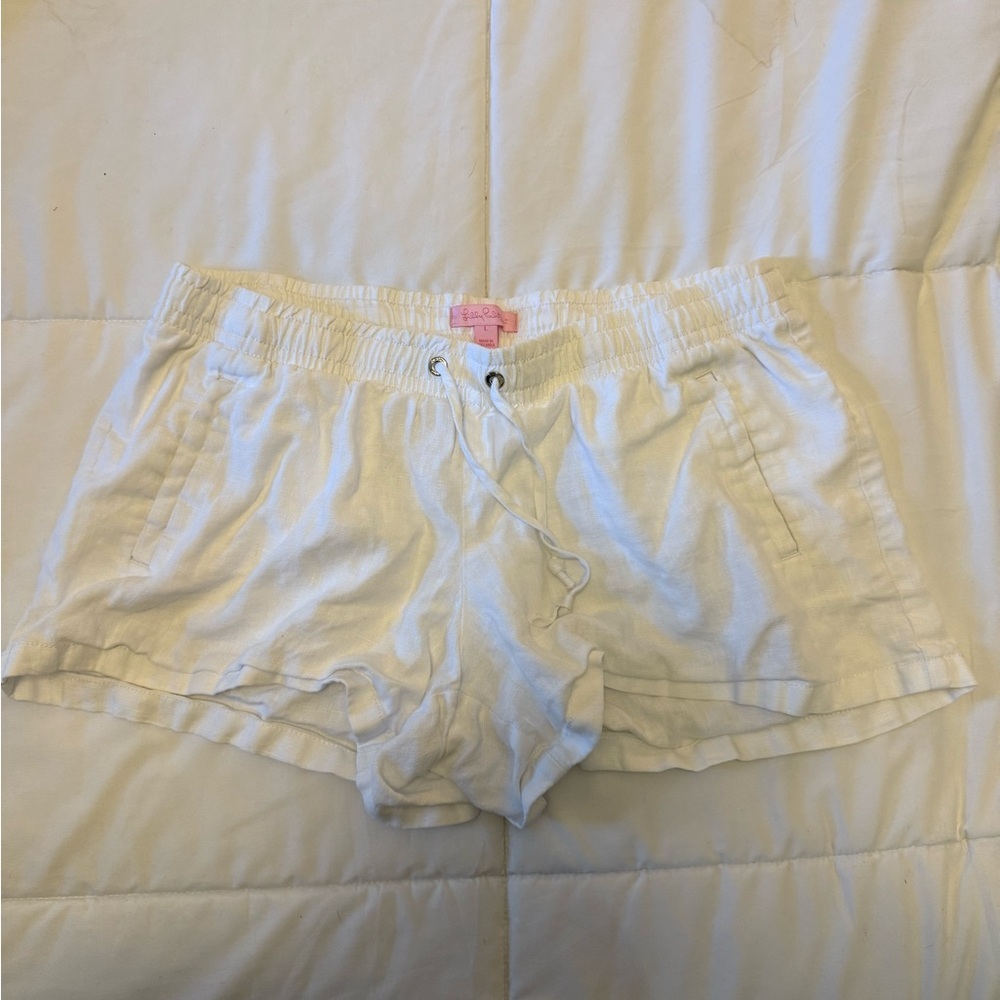 Lilly Pulitzer 100% linen White Drawstring Shorts size large